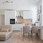 Lägenhet Aura-elegant In The Heart Of *